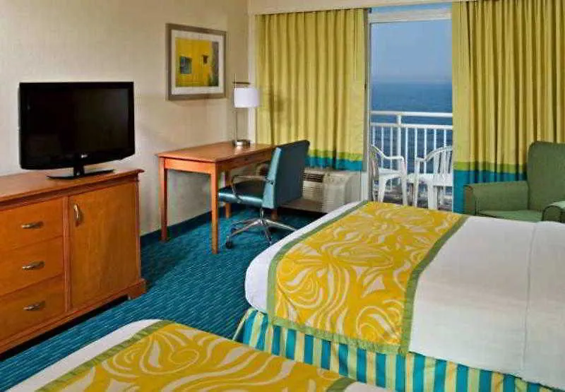 מלון Fairfield Inn & Suites By Marriott Virginia Beach Oceanfront
