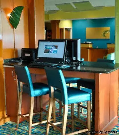 Fairfield Inn & Suites By Marriott Virginia Beach Oceanfront 3*,