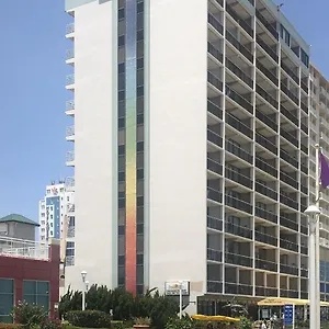 Four Sails Hotel