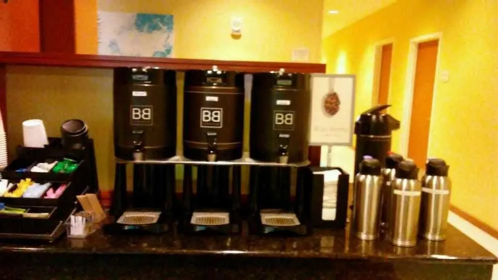 Fairfield Inn & Suites By Marriott Virginia Beach Oceanfront 3*,