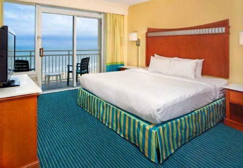 Fairfield Inn & Suites By Marriott Virginia Beach Oceanfront Hotel