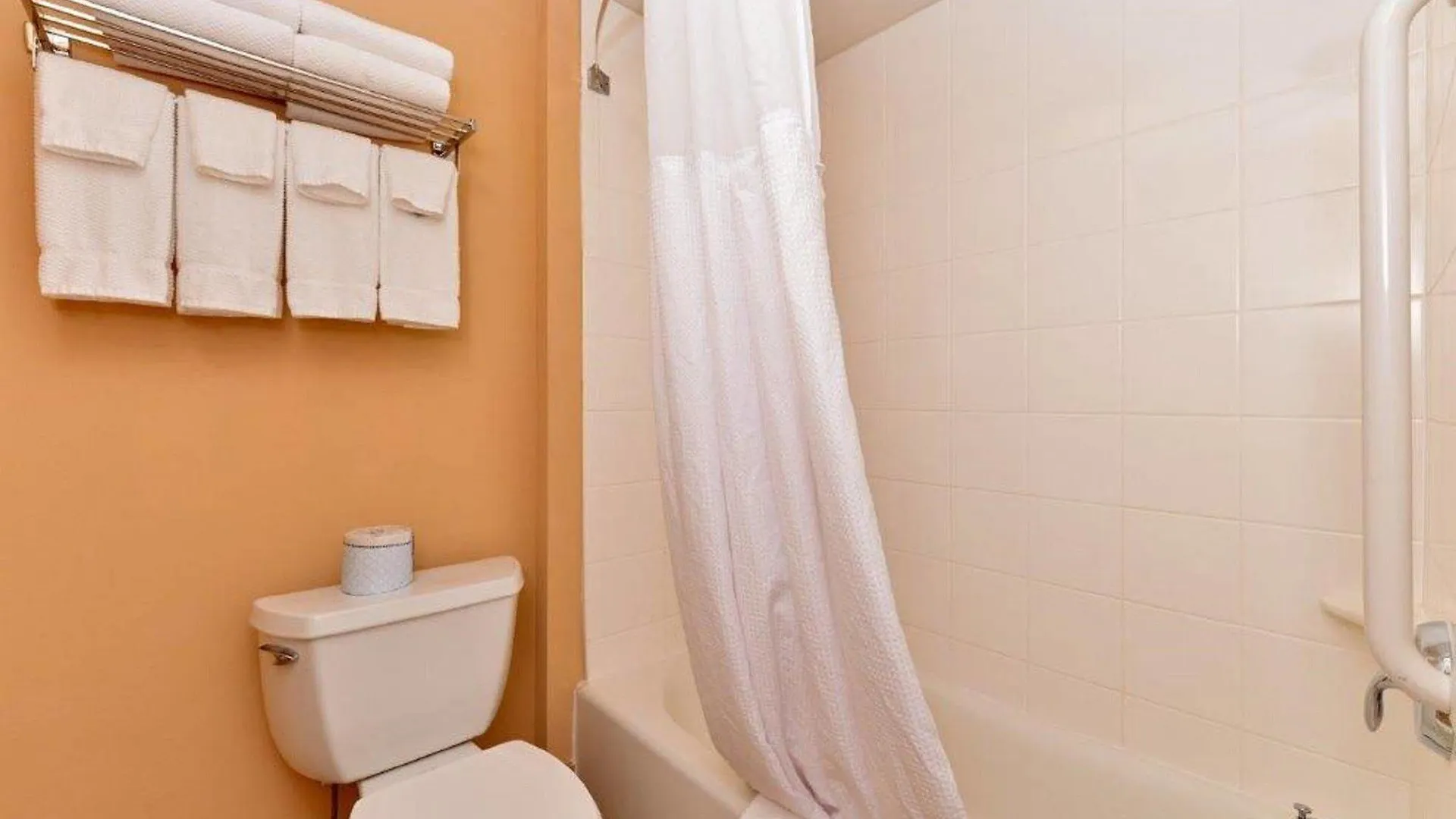 Fairfield Inn & Suites By Marriott Virginia Beach Oceanfront