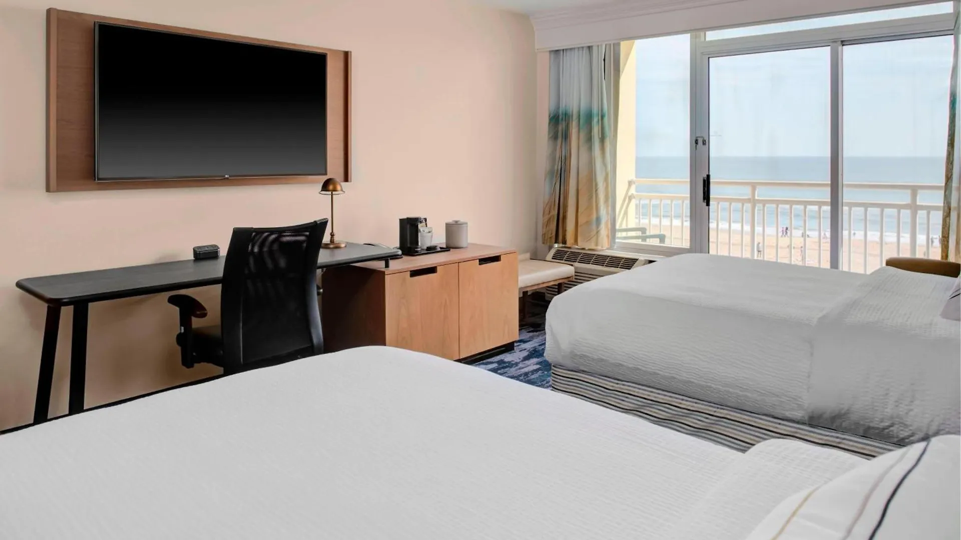 Fairfield Inn & Suites By Marriott Virginia Beach Oceanfront