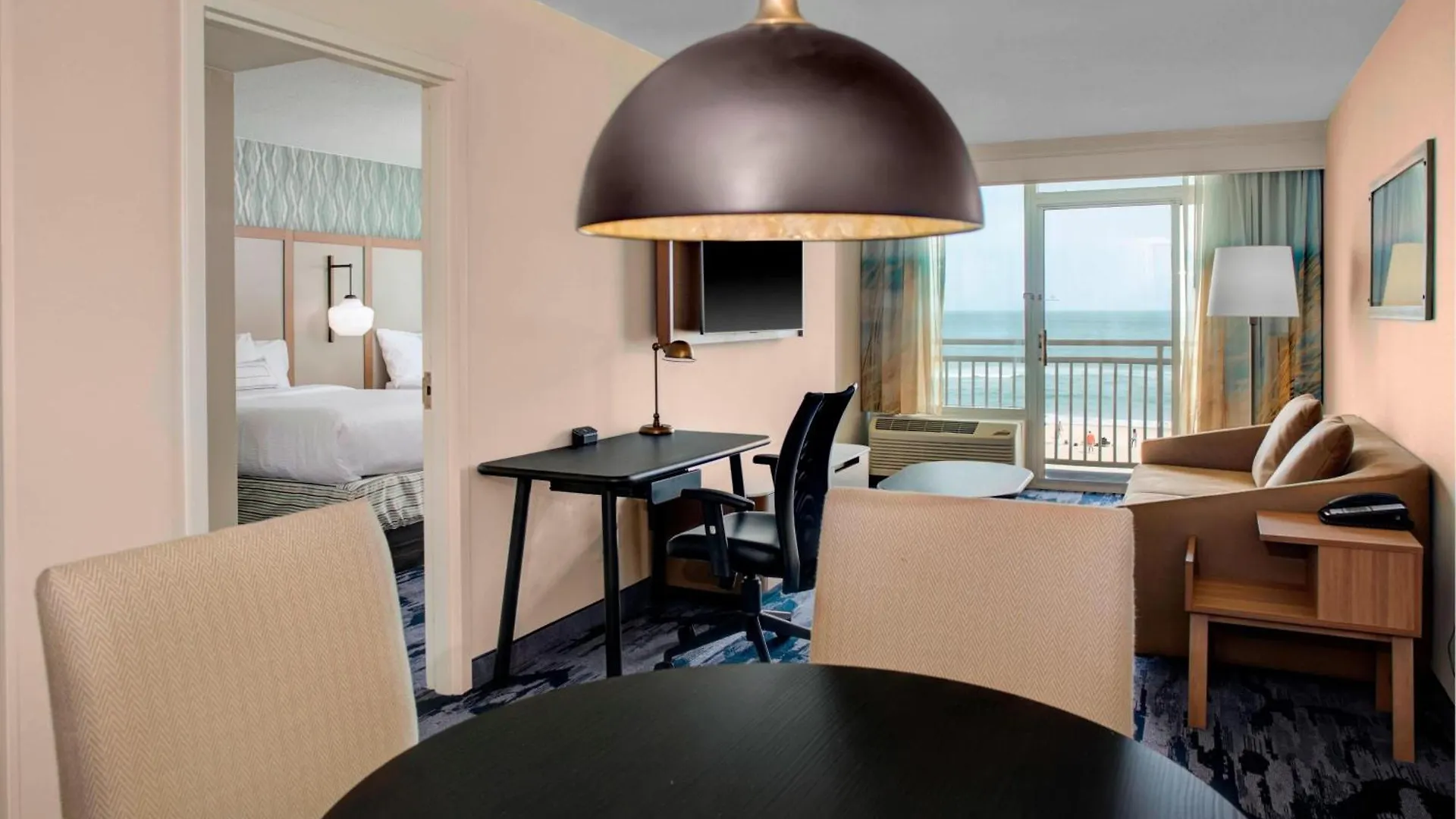 Fairfield Inn & Suites By Marriott Virginia Beach Oceanfront