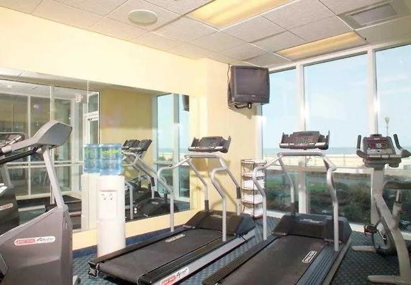 Fairfield Inn & Suites By Marriott Virginia Beach Oceanfront Hotel